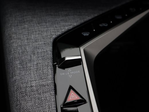 Peugeot 5008 1.2 Hybrid 136 Allure Automaat | 2 stoelen op derde rij | Achteruitrijcamera | Cruise control ada... ActivLease financial lease