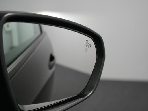 Peugeot 5008 1.2 PureTech GT | 2 stoelen op derde rij | Airco (automatisch) | Apple Carplay/Android Auto|telef... ActivLease financial lease