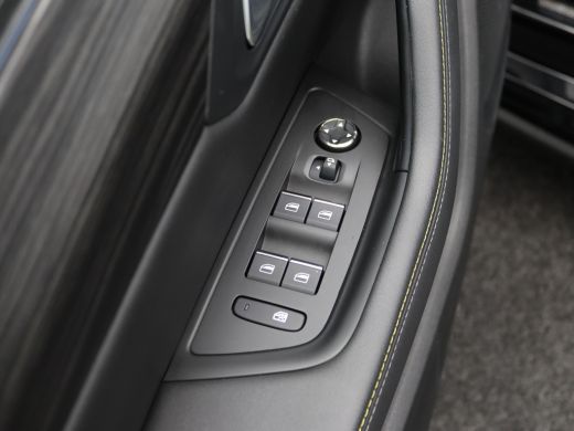 Peugeot 508 SW 1.6 HYbrid Sport Engineered I PSE | PSE | Adaptief demping systeem | Airco (automatisch) | App... ActivLease financial lease