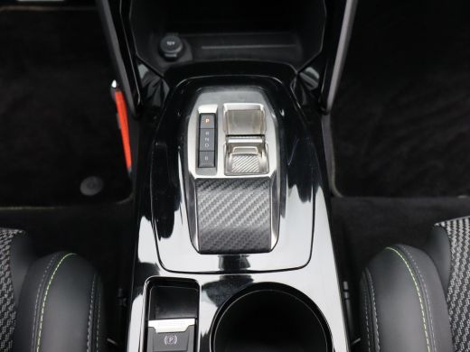 Peugeot e-2008 EV GT 54 kWh | 11 kW lader | Achteruitrijcamera | Airco (automatisch) ActivLease financial lease