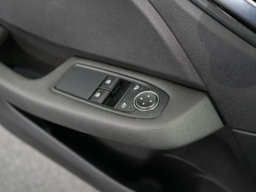 Renault Clio 1.0 TCe 90 Equilibre | Airco | Apple Carplay/Android Auto|telefoonintegratie premium | Bluetooth ... ActivLease financial lease