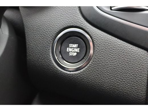 Renault M&eacute;gane Estate Estate 1.3 TCe 140 Techno | Achterbank in delen neerklapbaar | Achterspoiler | Achteruitrij assis... ActivLease financial lease