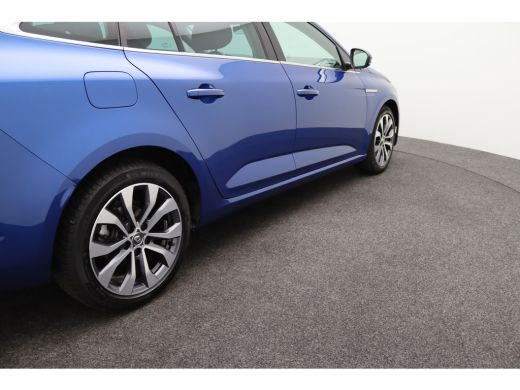 Renault M&eacute;gane Estate Estate 1.3 TCe 140 Techno | Achterbank in delen neerklapbaar | Achterspoiler | Achteruitrij assis... ActivLease financial lease