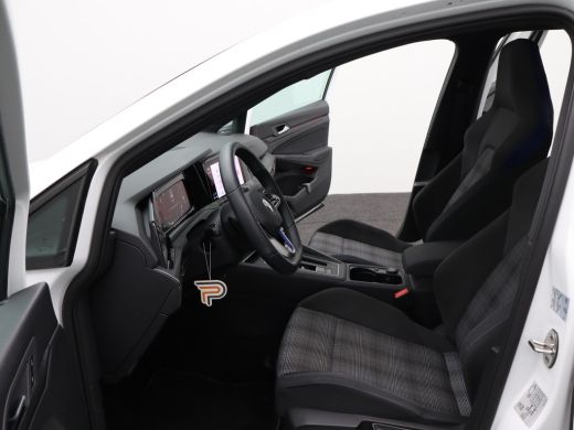 Volkswagen Golf 1.4 eHybrid GTE NL Auto! | Achteruitrijcamera | Apple Carplay/Android Auto|telefoonintegratie pre... ActivLease financial lease