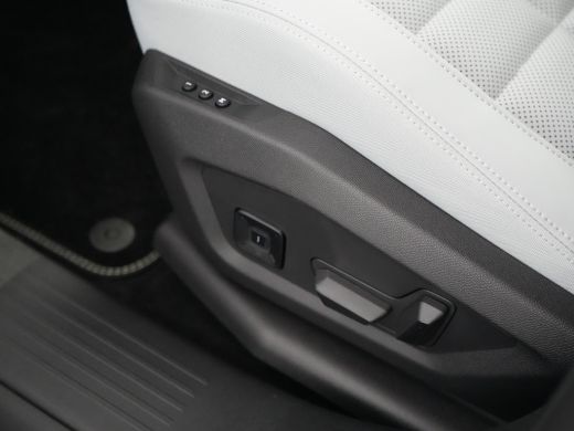 Citroën C5 Aircross Max | Boordlader 7,4kW - 1 fase | Extra getinte achterste zijruiten en achterruit ActivLease financial lease