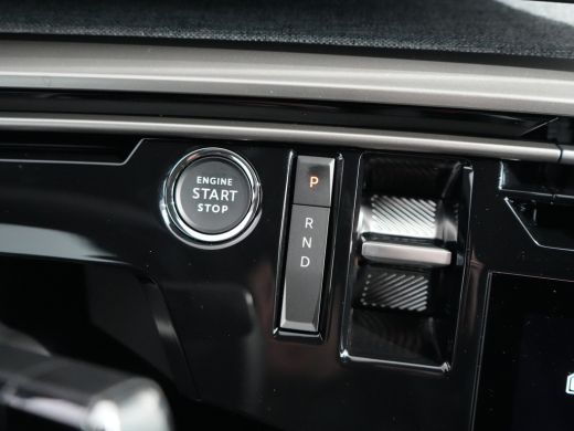 Peugeot e-3008 | Demo Deal | Allure Avantage 210 73 kWh | Dodehoek detectie | Extra getint glas | Lichtmetalen v... ActivLease financial lease