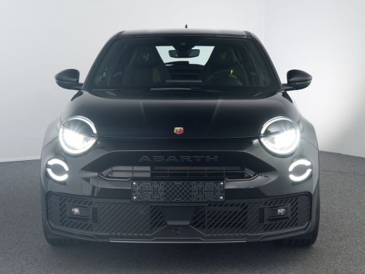 Abarth 600e Turismo | 10,25" touchscreen radio met Bluetooth, DAB & USB | 11 kW lader | Adaptieve Cruise Control ActivLease financial lease