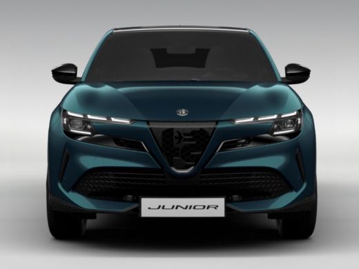 Alfa Romeo Junior Elettrica Speciale 54 kWh | Achteruitrijcamera | Airco (automatisch) | Apple Carplay/Android Auto... ActivLease financial lease