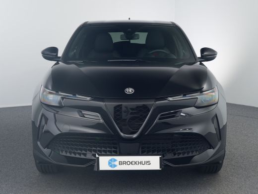 Alfa Romeo Junior Elettrica Speciale Automaat ActivLease financial lease