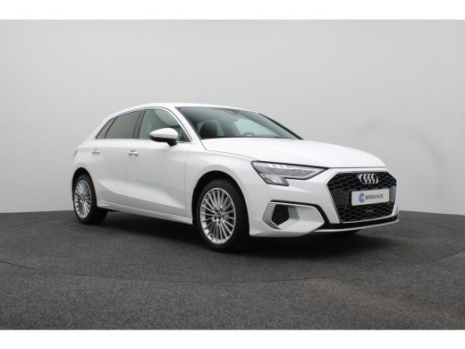 Audi A3 Sportback 30 TFSI Advanced edition | Achterbank in delen neerklapbaar | Anti Blokkeer Systeem | A... ActivLease financial lease