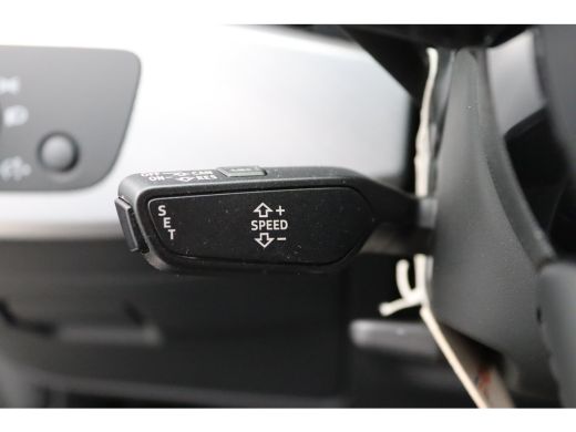 Audi A4 Avant 35 TFSI Sport Lease Edition | 18 inch LM | Achterbank in delen neerklapbaar | Airco separaa... ActivLease financial lease