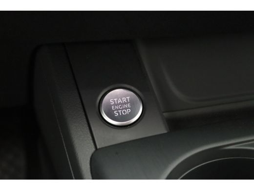 Audi A4 Avant 35 TFSI Sport Lease Edition | 18 inch LM | Achterbank in delen neerklapbaar | Airco separaa... ActivLease financial lease