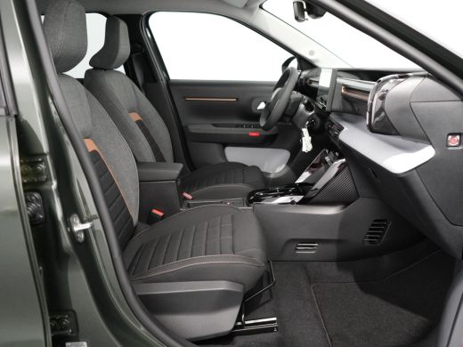 Citroën &euml;-C3 Aircross Plus 113pk 44 kWh | &euro; 3000 Voorraad Voordeel | Achteruitrijcamera | Adaptief demping systeem | Ap... ActivLease financial lease