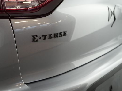 DS DS 3 Performance Line | 17" lichtmetalen velgen DUBLIN | DS Iris Navigatie System | Interieur Black Al... ActivLease financial lease