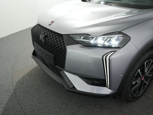 DS DS 3 Performance Line | 17" lichtmetalen velgen DUBLIN | DS Iris Navigatie System | Interieur Black Al... ActivLease financial lease
