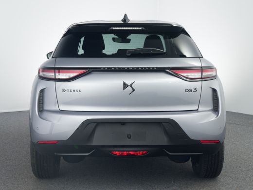 DS DS 3 Performance Line | 17" lichtmetalen velgen DUBLIN | DS Iris Navigatie System | Interieur Black Al... ActivLease financial lease