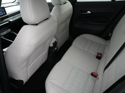 Fiat 600 1.2 Hybrid La Prima | Achteruitrijcamera | Airco (automatisch) | Apple Carplay/Android Auto|telef... ActivLease financial lease