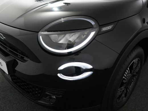 Fiat 600 | &euro; 3000 Voorraad Voordeel | 1.2 Hybrid Urban Limited Black Edition | Apple Carplay/Android Auto|... ActivLease financial lease