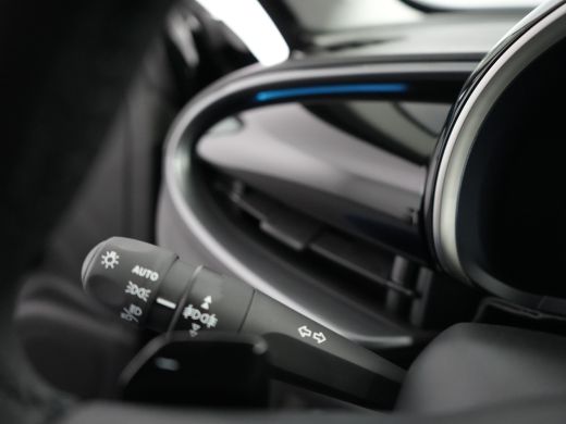 Fiat 600 | &euro; 3000 Voorraad Voordeel | 1.2 Hybrid Urban Limited Black Edition | Apple Carplay/Android Auto|... ActivLease financial lease