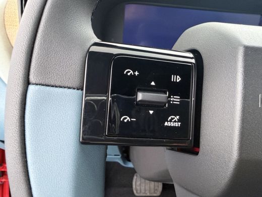 Fiat Grande Panda 1.2 Hybrid La Prima | Achteruitrijcamera | Afdaal assistent | Airco (automatisch) ActivLease financial lease