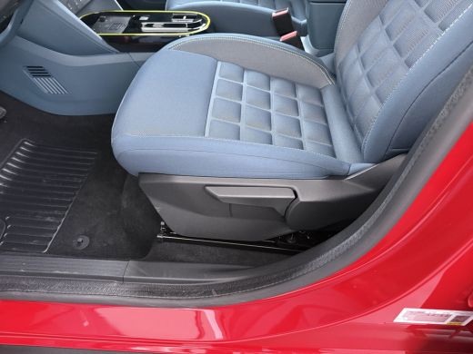 Fiat Grande Panda 1.2 Hybrid La Prima | Achteruitrijcamera | Afdaal assistent | Airco (automatisch) ActivLease financial lease