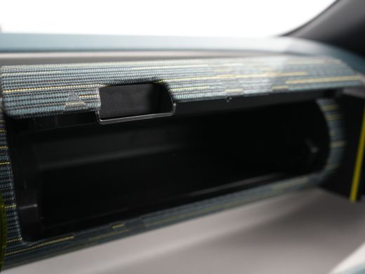 Fiat Grande Panda Icon | 10,25" touchscreen radio met Bluetooth, DAB & USB | Airconditioning handmatig | Cruise Con... ActivLease financial lease