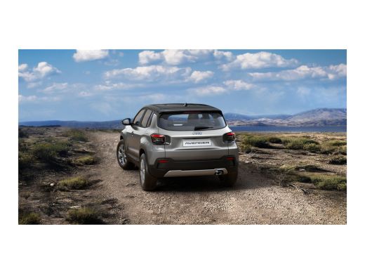 Jeep Avenger Summit | 18" Diamond Cut lichtmetalen velgen | 360 parkeersensoren | Achteruitrijcamera ActivLease financial lease