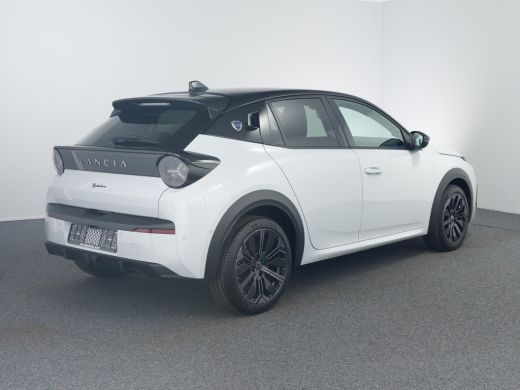 Lancia Ypsilon HF Line Automaat ActivLease financial lease