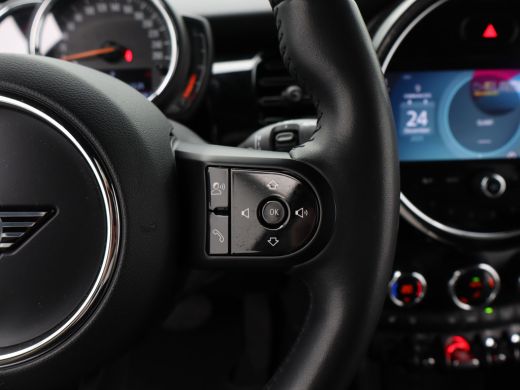 Mini Cooper 1.5 Cooper Business Edition | Airco | Airco (automatisch) | Apple Carplay/Android Auto|telefoonin... ActivLease financial lease