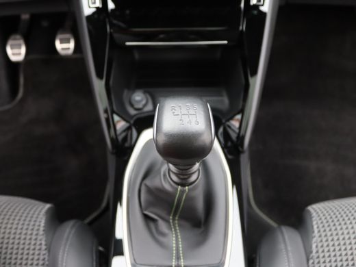 Peugeot 2008 1.2 PureTech GT | Achteruitrijcamera | Airco (automatisch) | Apple Carplay/Android Auto|telefooni... ActivLease financial lease