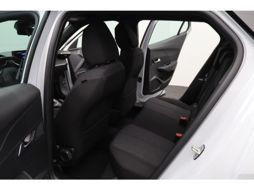 Peugeot 2008 &euro; 4.275,- Voorraad Voordeel | 1.2 PureTech 100 Style | Apple Carplay/Android Auto|telefoonintegra... ActivLease financial lease