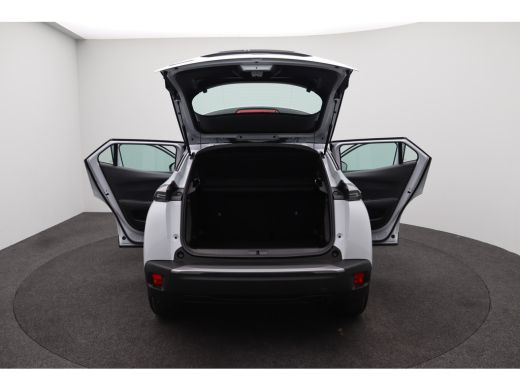 Peugeot 2008 &euro; 4.275,- Voorraad Voordeel | 1.2 PureTech 100 Style | Apple Carplay/Android Auto|telefoonintegra... ActivLease financial lease