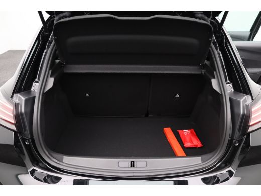 Peugeot 208 &euro; 3.540,- Voorraad Voordeel | 1.2 PureTech 100 Style | Airco | Apple Carplay/Android Auto|telefoo... ActivLease financial lease