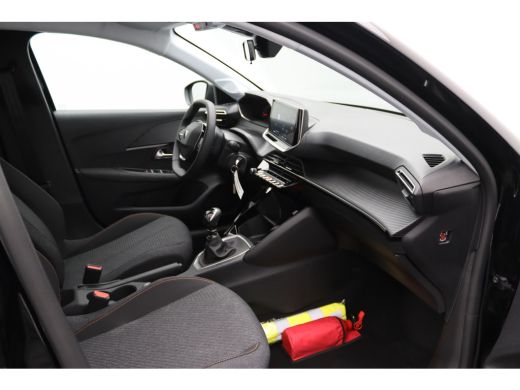 Peugeot 208 &euro; 3.540,- Voorraad Voordeel | 1.2 PureTech 100 Style | Airco | Apple Carplay/Android Auto|telefoo... ActivLease financial lease