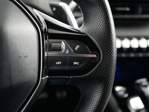 Peugeot 3008 1.6 HYbrid 225PK GT Pack Business | Achterbank in delen neerklapbaar | Achteruitrijcamera | Airba... ActivLease financial lease