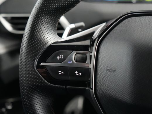Peugeot 3008 1.6 HYbrid 225PK GT Pack Business | Achterbank in delen neerklapbaar | Achteruitrijcamera | Airba... ActivLease financial lease