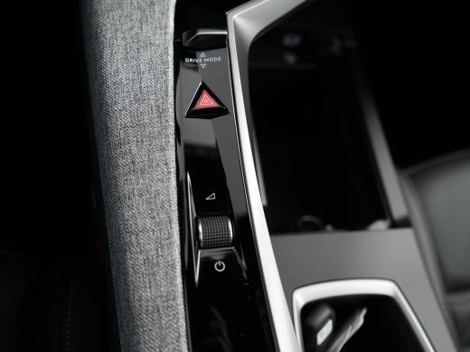 Peugeot 3008 1.6 plug-in Hybrid 195 Allure | 360 Camera | 7,4 kW lader | Afneembare Trekhaak ActivLease financial lease