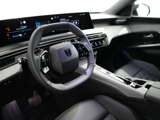 Peugeot 3008 1.6 plug-in Hybrid 195 Allure | 360 Camera | 7,4 kW lader | Afneembare Trekhaak ActivLease financial lease