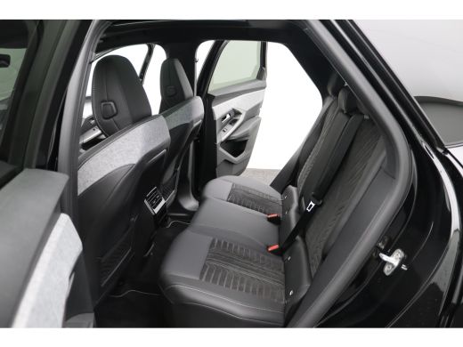 Peugeot 3008 &euro; 4000,- Voorraad Voordeel | 1.2 Hybrid 145 GT | Achteruitrijcamera | Elektrisch glazen panorama-... ActivLease financial lease