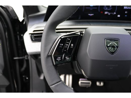 Peugeot 3008 &euro; 4000,- Voorraad Voordeel | 1.2 Hybrid 145 GT | Achteruitrijcamera | Elektrisch glazen panorama-... ActivLease financial lease