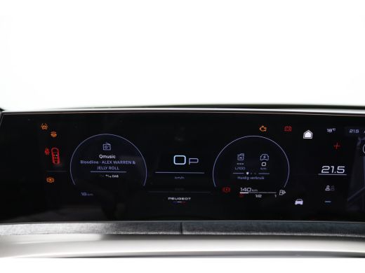 Peugeot 3008 &euro; 4000,- Voorraad Voordeel | 1.2 Hybrid 145 GT | Achteruitrijcamera | Elektrisch glazen panorama-... ActivLease financial lease