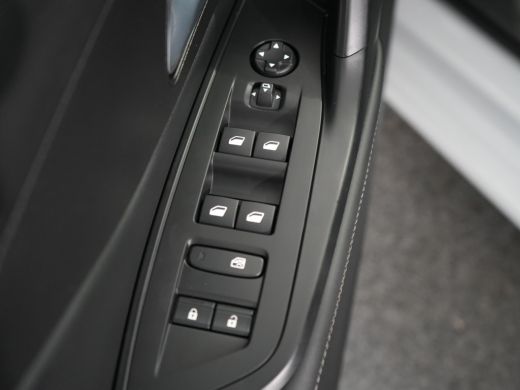 Peugeot 308 1.2 PureTech Allure | Achteruitrijcamera | Apple Carplay/Android Auto|telefoonintegratie premium ... ActivLease financial lease