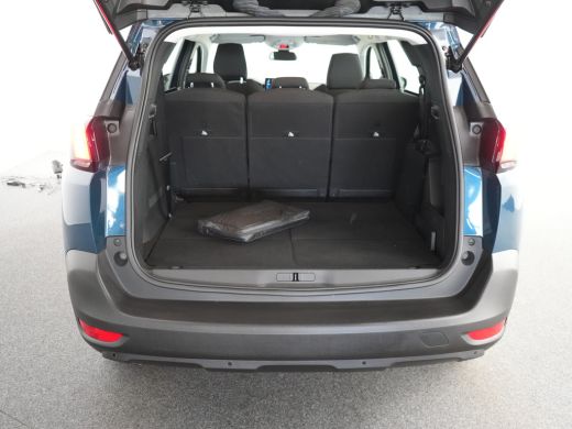 Peugeot 5008 1.2 PureTech Active Pack Business Automaat | 2 stoelen op derde rij | Airco (automatisch) | Cruis... ActivLease financial lease