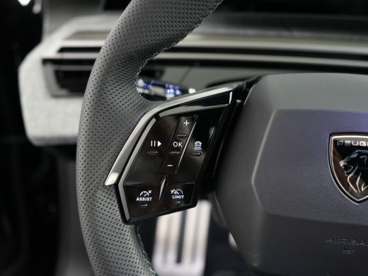 Peugeot e-3008 Launch Edition 325 Dual Motor 73 kWh | 11 kW lader | Achterbank in delen neerklapbaar | Achtersto... ActivLease financial lease