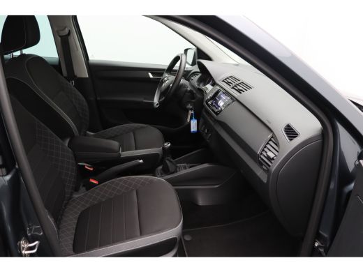 Skoda Fabia 1.0 TSI Ambition | Airco | Apple Carplay/Android Auto|telefoonintegratie premium | Autonomous Eme... ActivLease financial lease