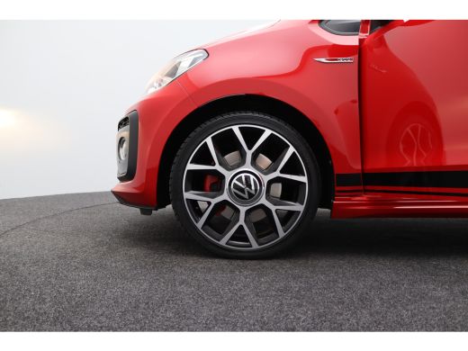 Volkswagen up! 1.0 TSI GTI | Achteruitrijcamera | Afwijkende dakkleur | Airco (automatisch) ActivLease financial lease