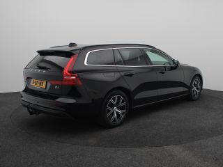 Volvo  V60 2.0 B4 Core | Achteropkomend verkeer waarschuwing | Achterruitverwarming | Achteruitrij assistent