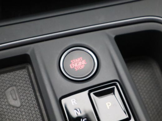 CUPRA Formentor 1.5 TSI Business Edition Automaat | Achteruitrijcamera | Airco (automatisch) | Apple Carplay/Andr... ActivLease financial lease