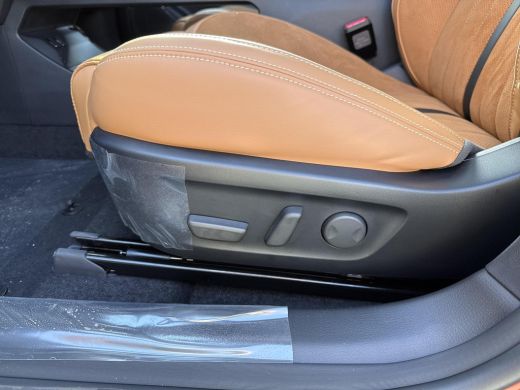 Mazda 6 Takumi Plus 68.8 kWh | Diverse kleuren en uitvoeringen uit voorraad leverbaar | ActivLease financial lease