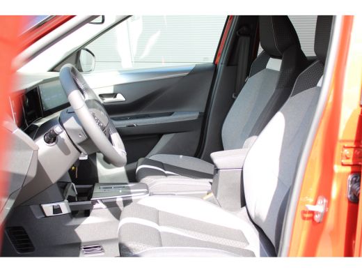 Opel Frontera GS - Electric | 11 kW boordlader | 17" Lichtmetalen velgen in Zwart met 215/60 R17 banden | Achte... ActivLease financial lease